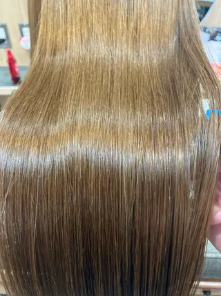 ロング Tsuyoshi 【Rosso】のヘアスタイル