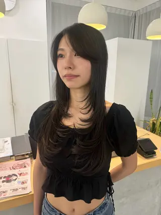 ロング 瀬長なおみ U too e'sのヘアスタイル