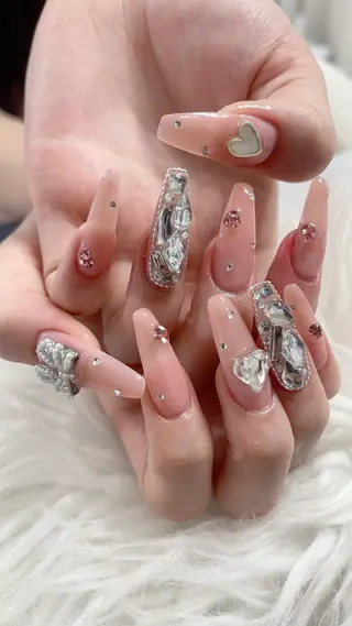 ネイル 菲菲ネイルサロン所属・FF フィフィネイルサロンのネイルデザイン