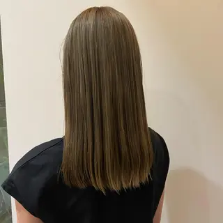 セミロング カラー ヘアアレンジ 桑原 りゆのヘアスタイル