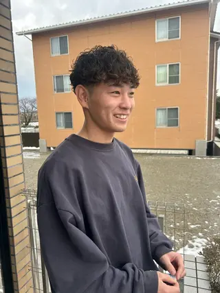 メンズ en⁺　trust所属・山口 麗音のヘアスタイル