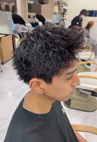 パーマ メンズ 🌴パーマオタク🌴 長谷川　諒佑🌈のヘアスタイル