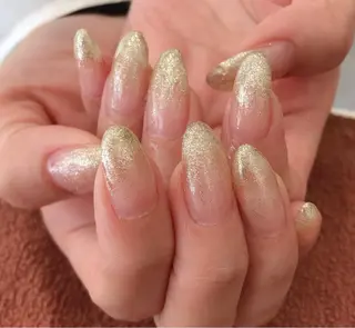 ネイル 保子 祐里香のヘアスタイル