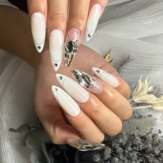 ネイル ネイルサロン チュルのネイルデザイン