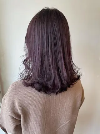 ミディアム カラー 安藤 佑衣のヘアスタイル