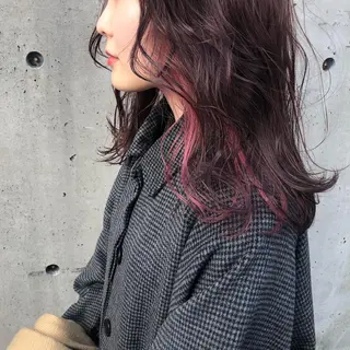 ロング カラー 横山 莉奈のヘアスタイル