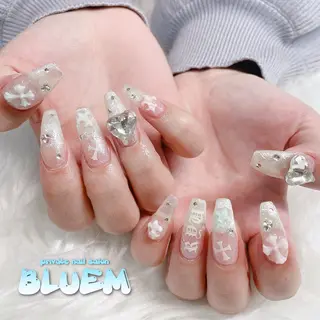 ネイル BLUEM所属・BLUEM さやかのネイルデザイン