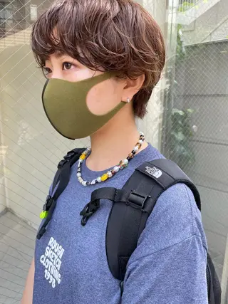 ショート パーマ ヘアアレンジ satsuki 暖色・ブラウンカラーのヘアスタイル