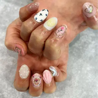 ネイル 阿部 ほのかのネイルデザイン
