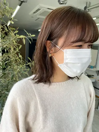 カラー オノ アカネのヘアスタイル