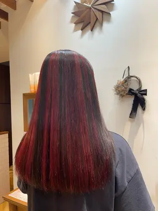 ロング セピアージュアン所属・バヤラー バイガルマーのヘアスタイル