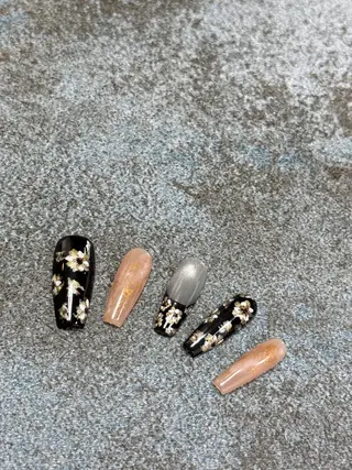 ネイル Rola kira nail salon所属・Rola kira 麗のネイルデザイン