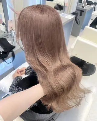 ロング クルミ🤍 ミルクティーベージュのヘアスタイル
