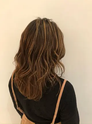 ロング カラー TELA HAIR南流山店所属・TELA HAIR Annaのヘアスタイル
