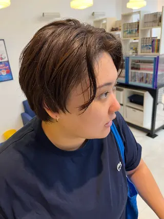 ショート 86futureshair所属・岡田 麻矢のヘアスタイル