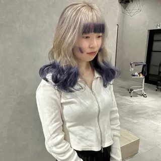 セミロング カラー はちすか るかのヘアスタイル