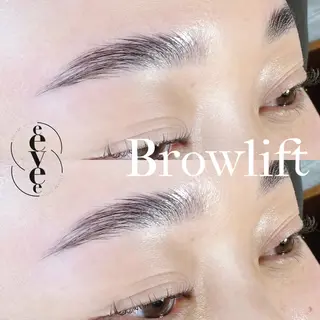 アイブロウ プライベートサロン eeveeのエステ・リラクイメージ