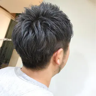 ショート カラー メンズ 鈴木 美穂のヘアスタイル