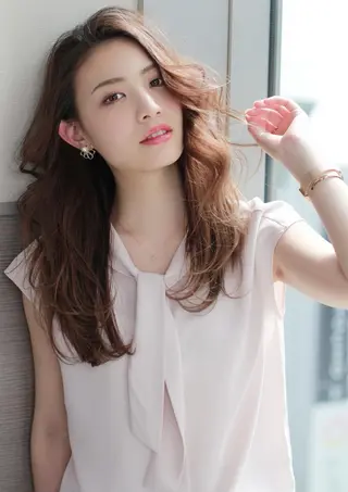 ロング カラー パーマ 💙美髪救世主💙 関華蓮のヘアスタイル