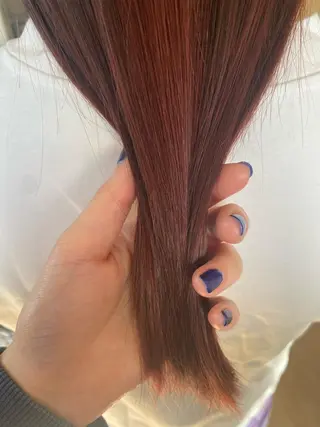 ロング カラー ジュエプリュム所属・Tomo とものヘアスタイル