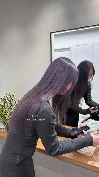 ロング カラー Lomalia Rukaのヘアスタイル