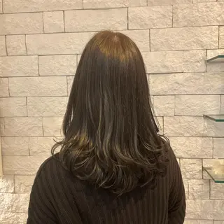 ロング BiBi 藪 菜月のヘアスタイル