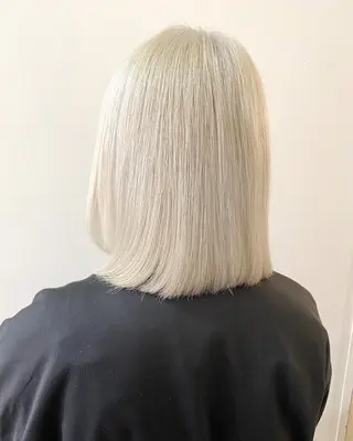 ミディアム カラー 服部 樹季のヘアスタイル