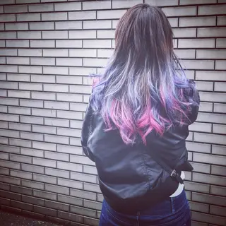 ロング カラー ブリーチ、パーマ 西部笑のヘアスタイル