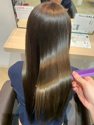ロング カラー AVANCE中百舌鳥店所属・菅原 愛乃のヘアスタイル