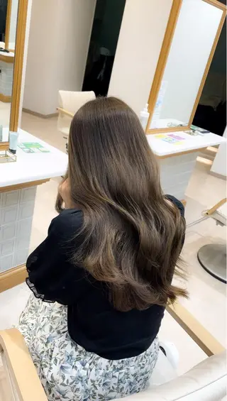 ロング カラー ミタニ/髪質改善 /レイヤーカットのヘアスタイル