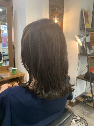 セミロング カラー LEB所属・下河 宗太のヘアスタイル