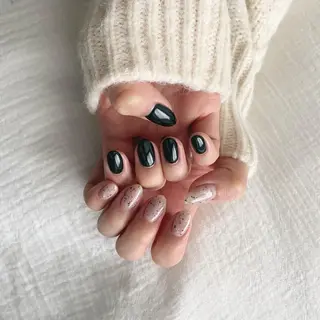 ネイル 【山岡】 ロイヤル•セラピストのネイルデザイン