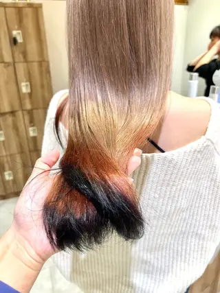 ロング カラー Oasisgarden所属・レイヤー/ブリーチ MOMOのヘアスタイル