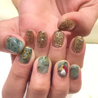 ネイル gotoday新宿店所属・鈴木 ゆいのネイルデザイン