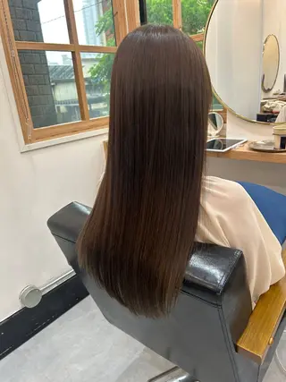 ロング カラー CARICIA 白木 由里加のヘアスタイル
