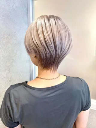 ショート 栄永 涼のヘアスタイル