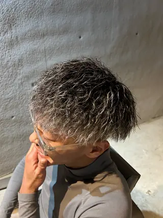 カラー パーマ メンズ 清水 涼矢のヘアスタイル