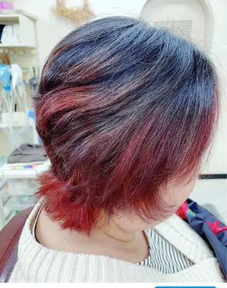 カラー 竹内 秀美のヘアスタイル