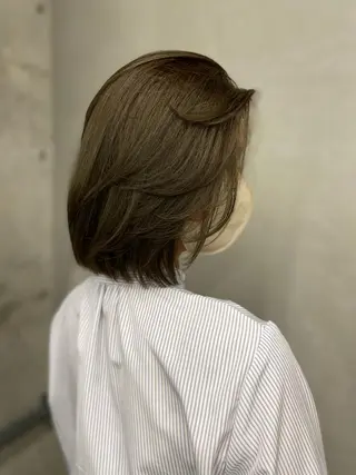ミディアム カラー ヘアアレンジ mina 🌷のヘアスタイル