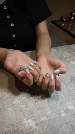 ネイル Nail MOANAのネイルデザイン