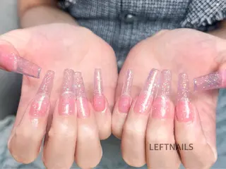 ネイル LEFTNAILS フィルインニュアンスのネイルデザイン