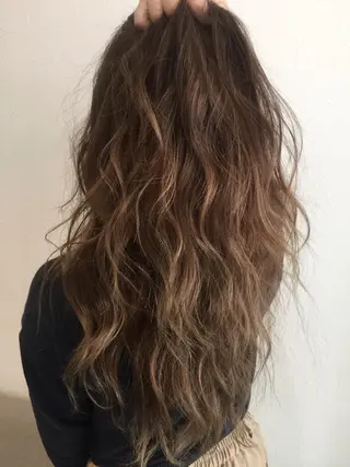 ロング カラー 🪽まつエク𖧷 ヘアー🩵Naomiのマツエク・マツパデザイン