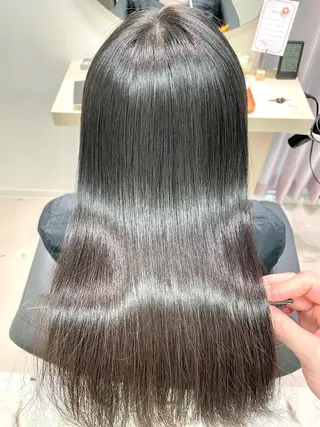ロング ウサミ/透明感カラー レイヤーカット🌈のヘアスタイル