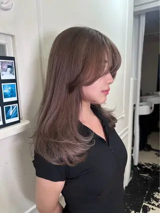 セミロング カラー RINKA 岡崎美容室のヘアスタイル