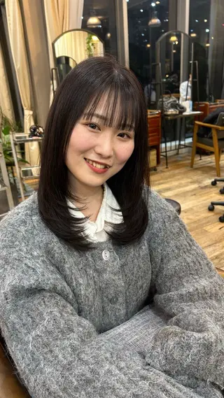 ロング レイヤーカット大人気 //吉田百花のヘアスタイル