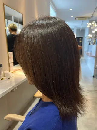 カラー 江利川 紫音のヘアスタイル