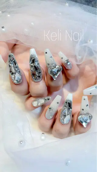 ネイル ぷりゅねる　心斎橋所属・Keli Nail 心斎橋のネイルデザイン