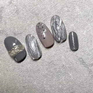 ネイル 山田 貴子のネイルデザイン