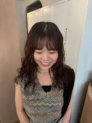 セミロング カラー パーマ 水田 帆波のヘアスタイル