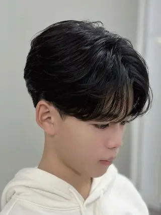 メンズ care所属・西本 泰智のヘアスタイル